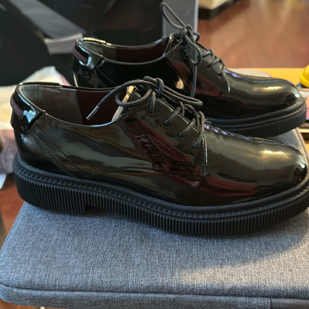 Brand new women’s shoes